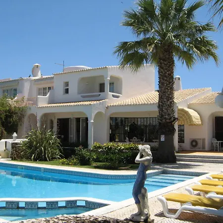 Quinta Dos Oliveiras Bed & Breakfast 3*