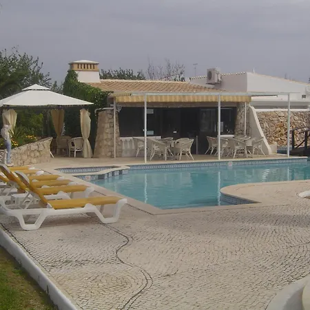 Quinta Dos Oliveiras Bed and Breakfast