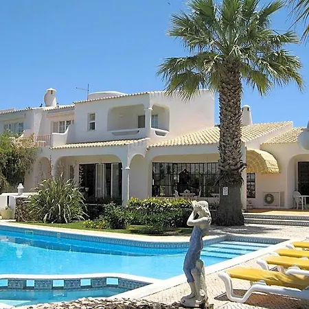 Quinta Dos Oliveiras 4*